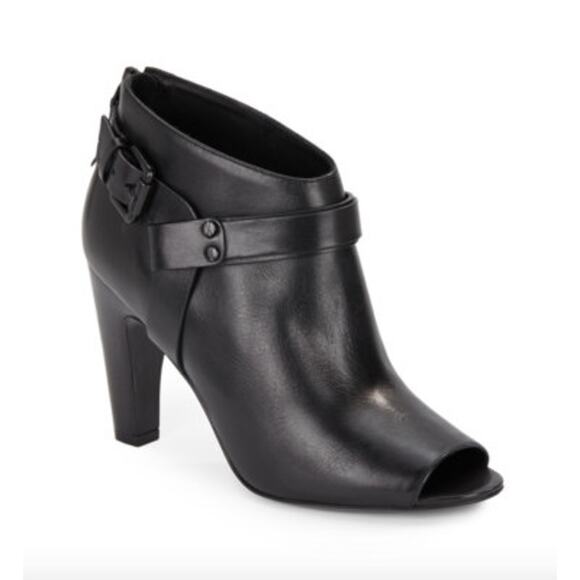 Vince Camuto Signature Nikoletta Black Leather Peep-toe Ankle Bootie Size 5 M - Picture 1 of 8